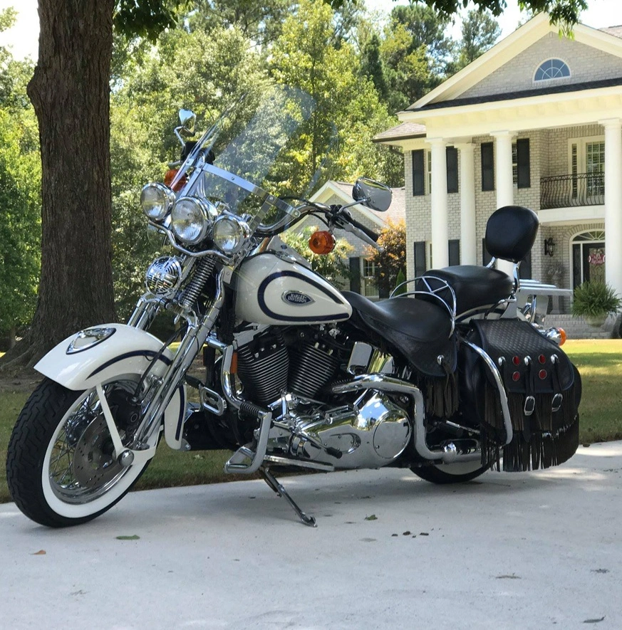 Motorcycle Break video preview – Heritage Springer on a country road.